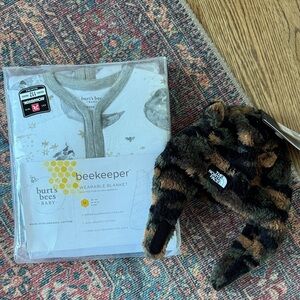 NWT BUNDLE 6-12 Months Burt's Bees Baby Wearable Blanket and Camo North Face Hat